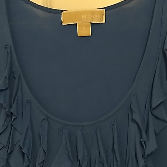 Top - Picture 2 of 2